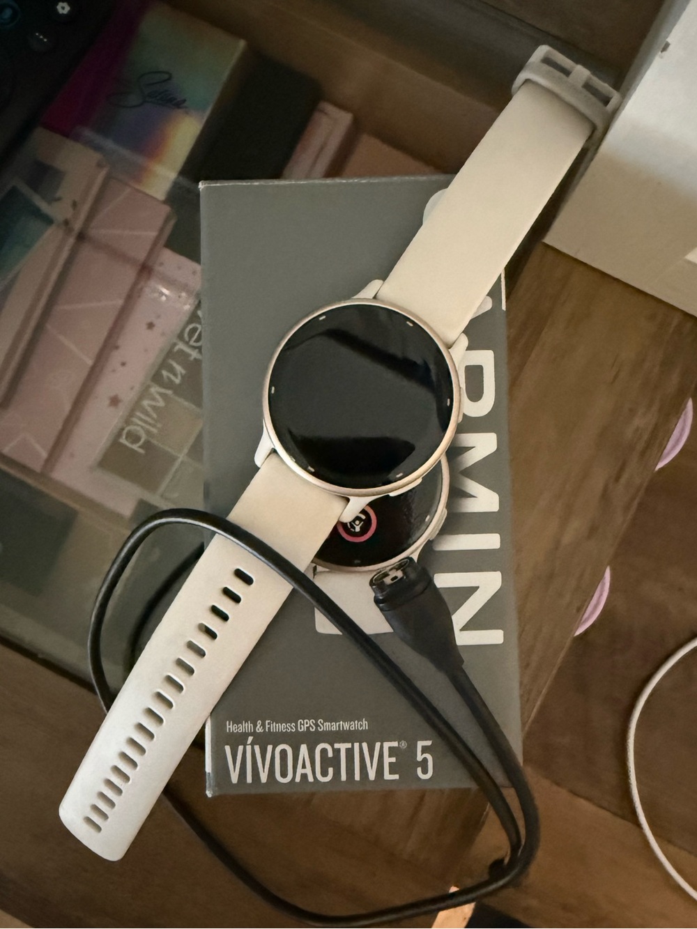 garmin Vivoactive 5 Ivory and Cream Silicone Band